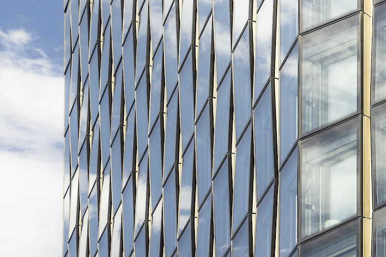 Bürohaus an der Budapester Straße 35, Berlin, Grüntuch Ernst Architekten, Fotograf Markus Gröteke, Fassade, Detailansicht